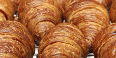 croissants-gusto-bakery