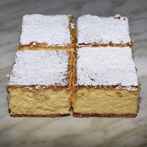 french-vanilla-slice-gusto-bakery