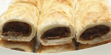 party-pack-party-sausage-rolls-12-gusto-bakery