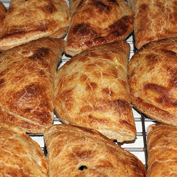 savoury-pasty-wholemeal-curried-vegetable-gusto-bakery (2)