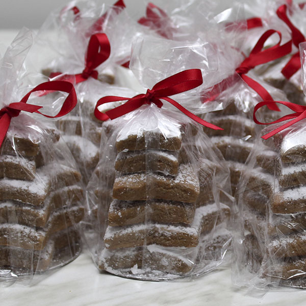 Seasonal-christmas-xmas-gingerbread-stars-gusto-bakery (2)