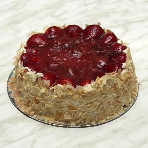 baked-cheesecake-fresh-strawberries-gusto-bakery-dessert