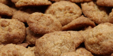 biscuits-anzacs-gusto-bakery (7)