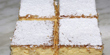 french-vanilla-slice-gusto-bakery