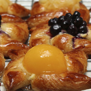 yeast-raised-danish-pastry-gusto-bakery (2)