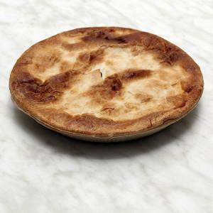 savoury-family-pie-beef-meat-gusto-bakery (1)