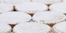 seasonal-christmas-xmas-fruit-mince-tarts-lids-gusto-bakery (3)