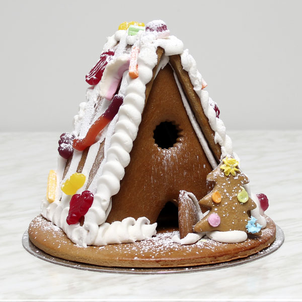 seasonal-christmas-xmas-gingerbread-house-small-gusto-bakery (3)