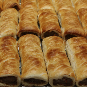 savoury-roll-sausage-roll-gusto-bakery