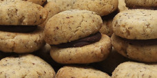 biscuits-hazelnut-chocolate-gusto-bakery